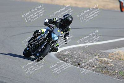media/Feb-05-2023-Classic Track Day (Sun) [[c35aca4a42]]/Group 2/session 1 turn 9/